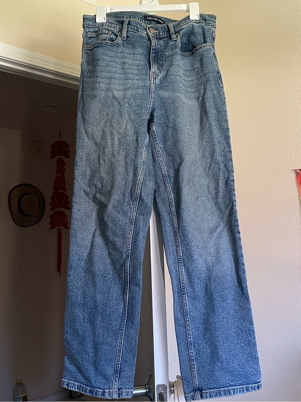 Calvin Klein Jeans Straight-Leg Medium Wash Blue Jeans
